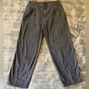 Dockers Men's Charcoal Chinos